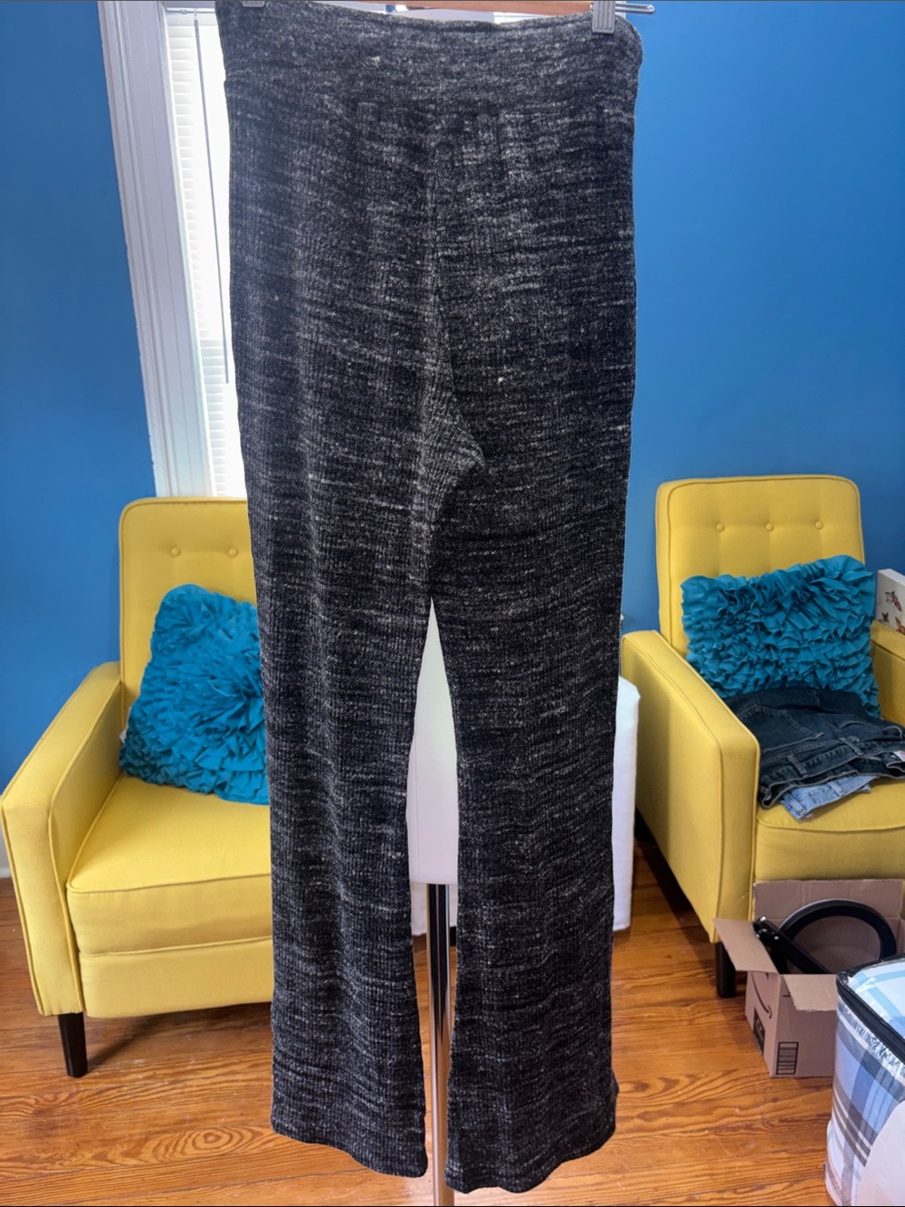 Sadie & Sage Charcoal Heather Wide-Leg Knit Pants